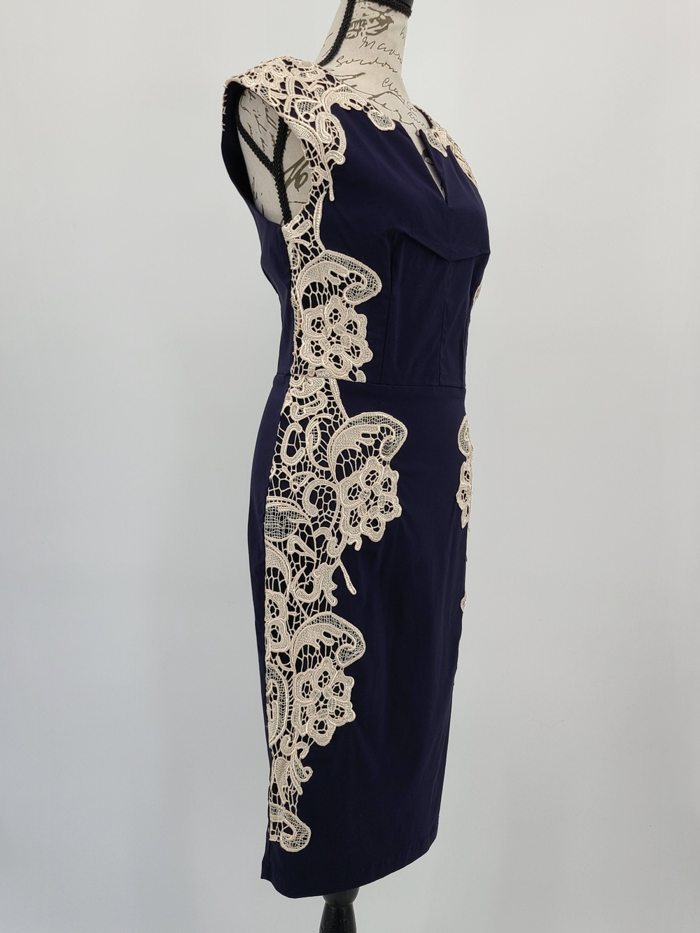 ModCloth London Dress Co Navy Bodycon Dress With Lace Side Accents Size 6 - Picture 3 of 14